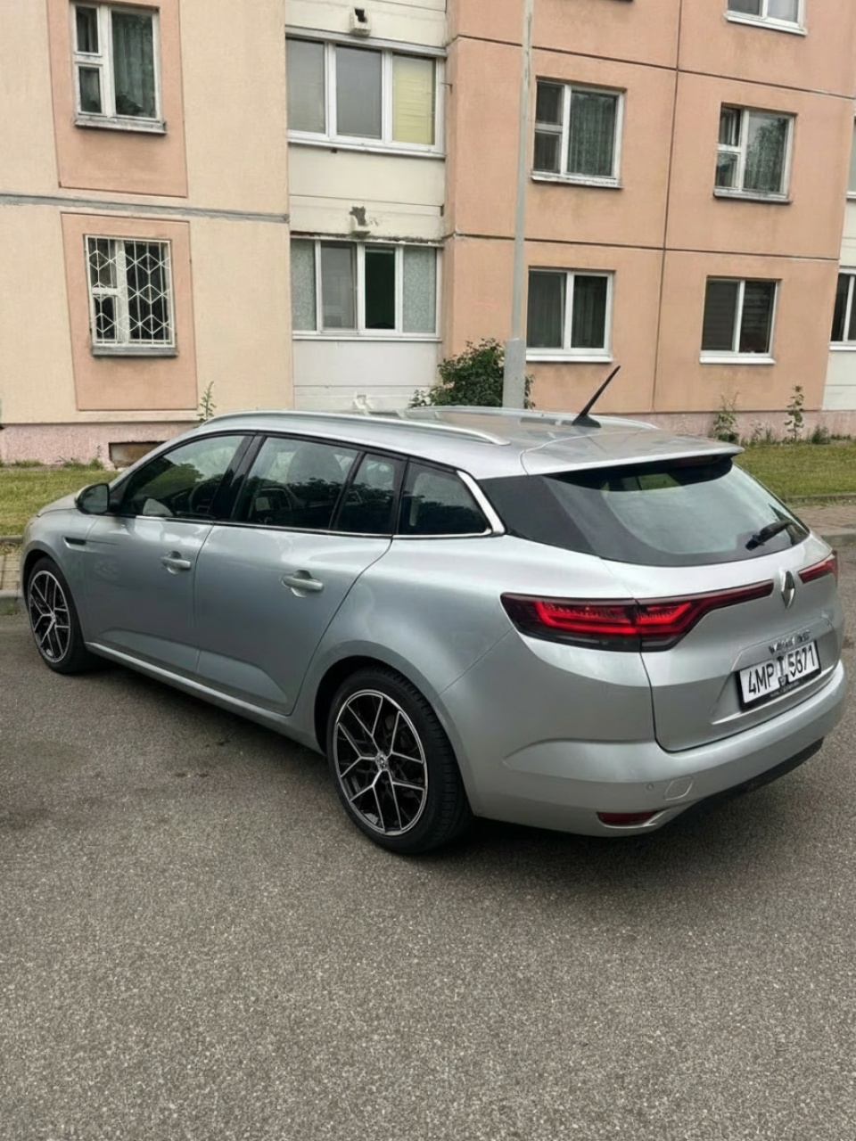 Примерка дисков на RENAULT Megane