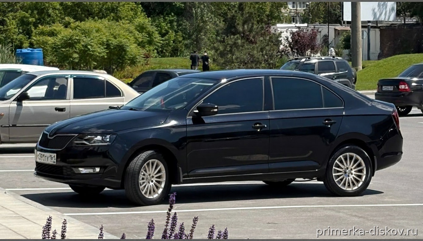Примерка дисков на SKODA Rapid