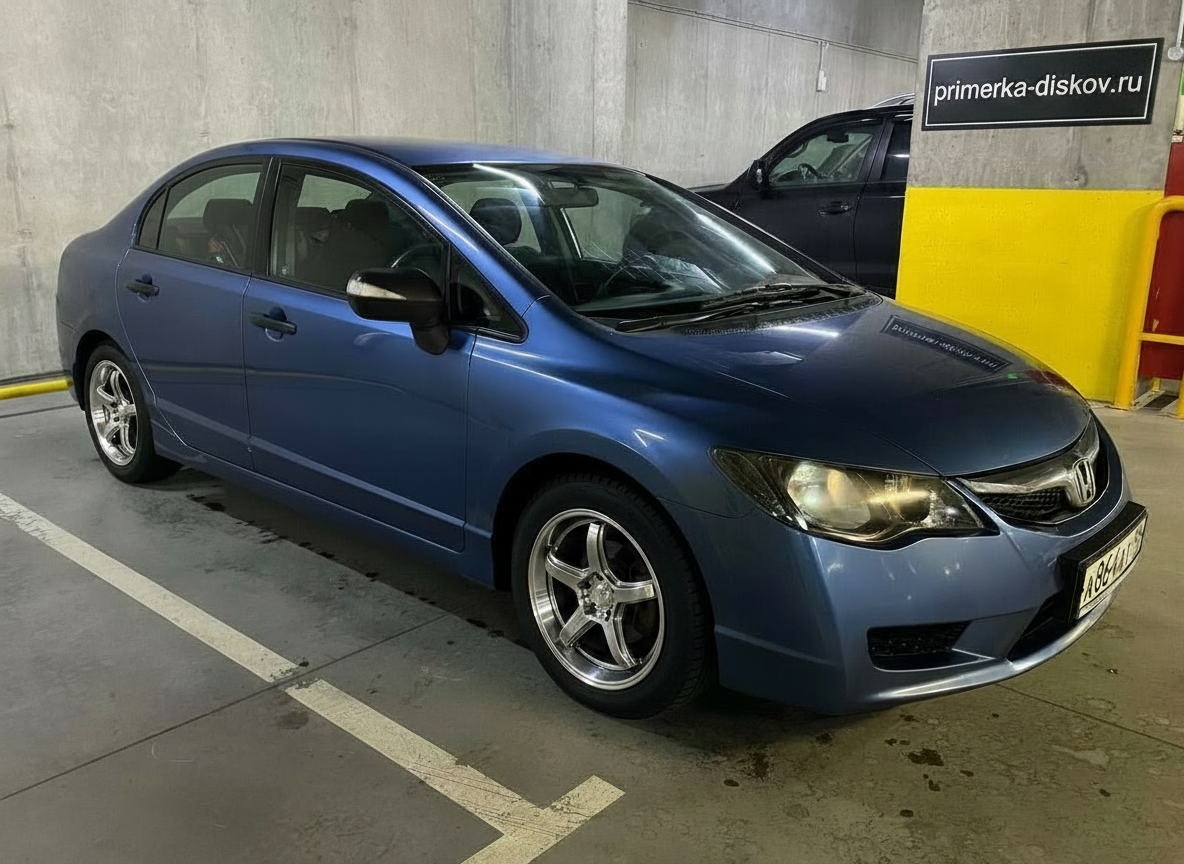 Примерка дисков на HONDA Civic VIII Sedan 2005-2013