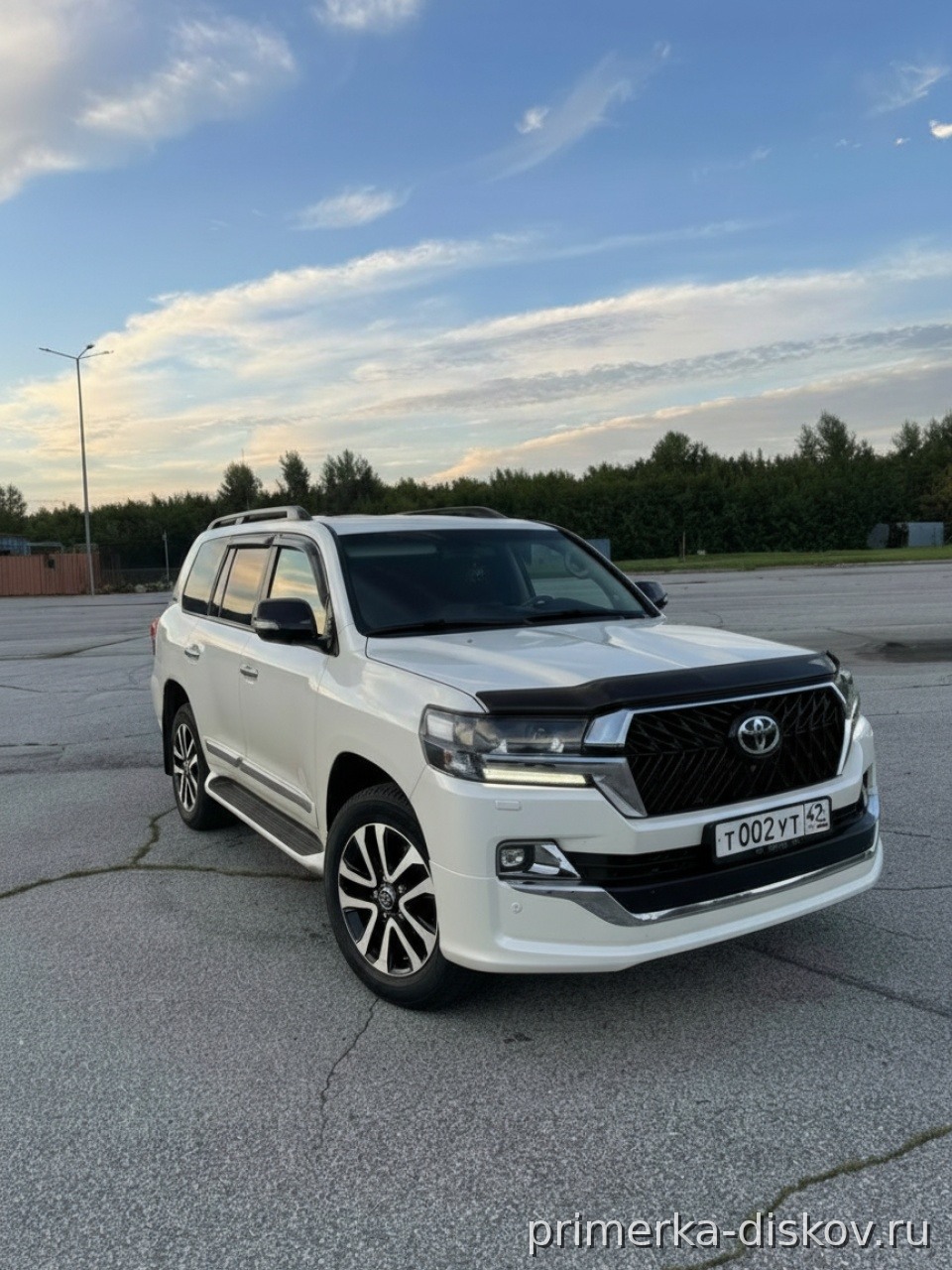 Примерка дисков на TOYOTA Land Cruiser 70