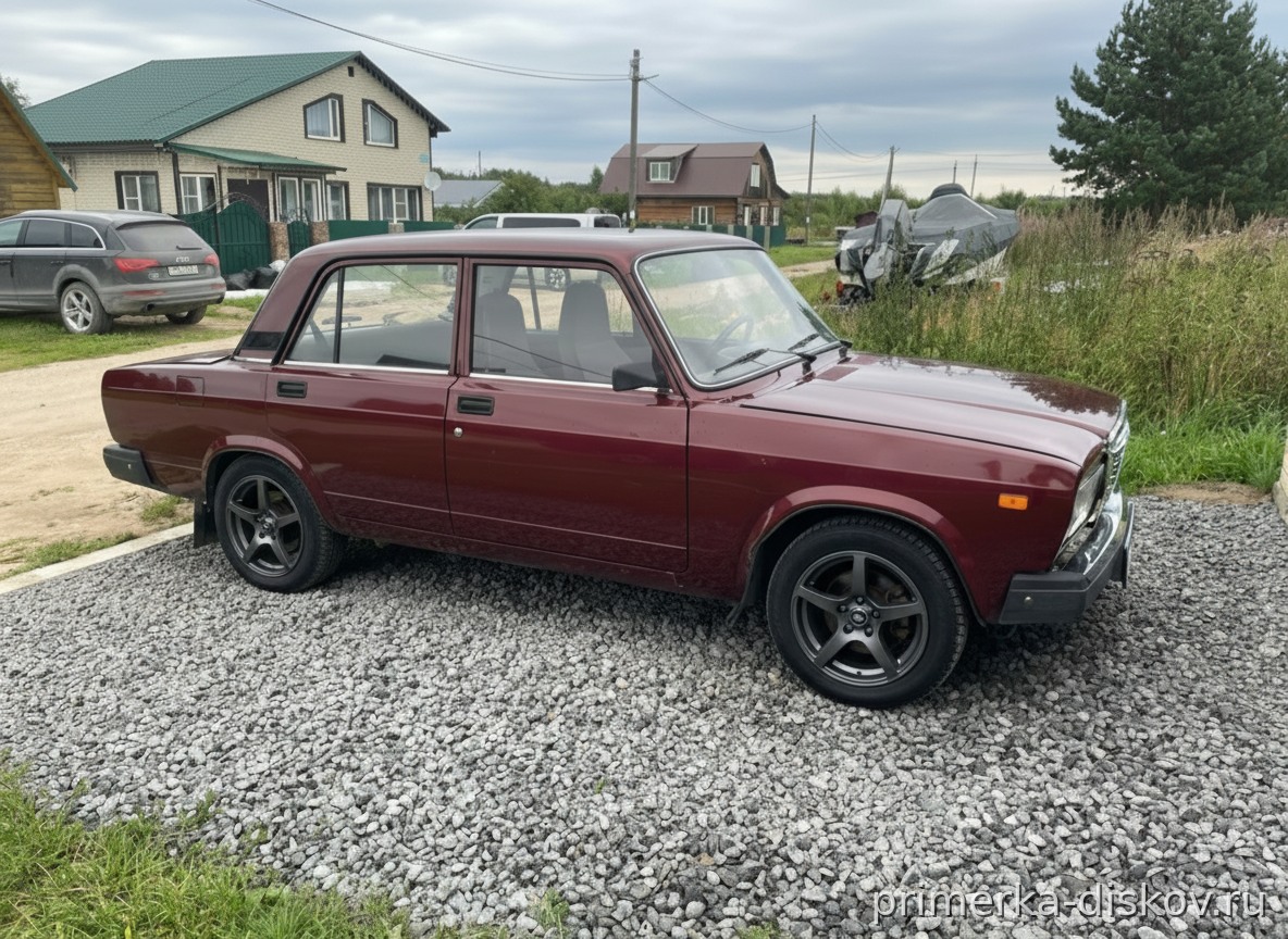 Примерка дисков на LADA (ВАЗ) 2107 Sedan 1982-2013