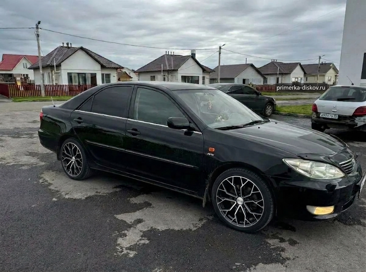 Примерка дисков на TOYOTA Camry XV30 Sedan 2001-2004