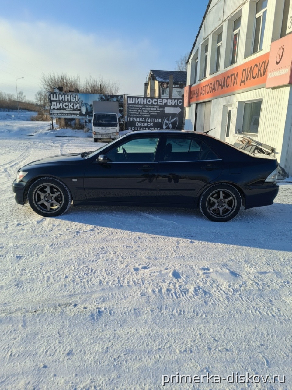 Примерка дисков на LEXUS IS XE10 Sedan 1999-2005