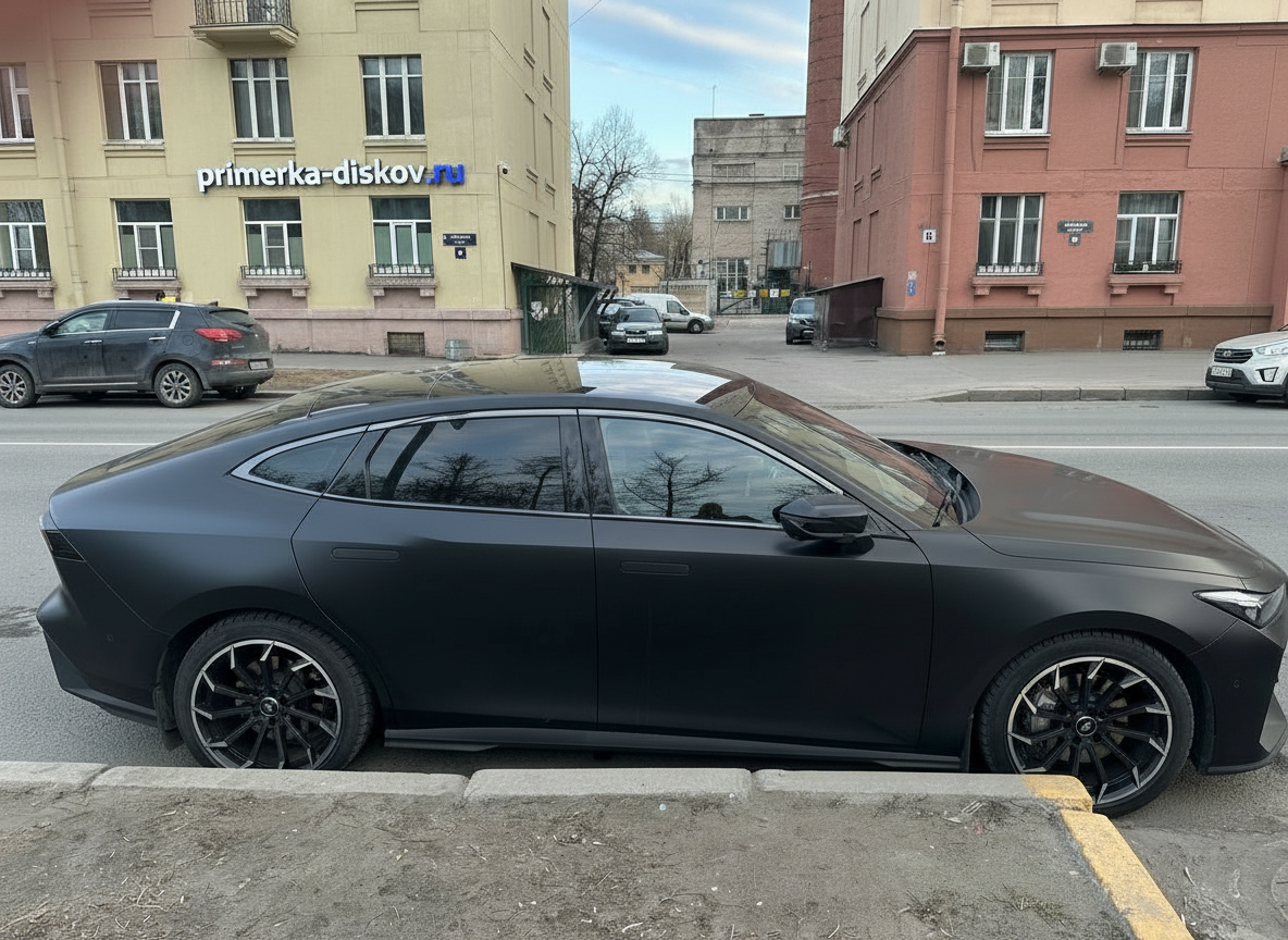 Примерка дисков на ZEEKR 007 Sedan 2023-2026