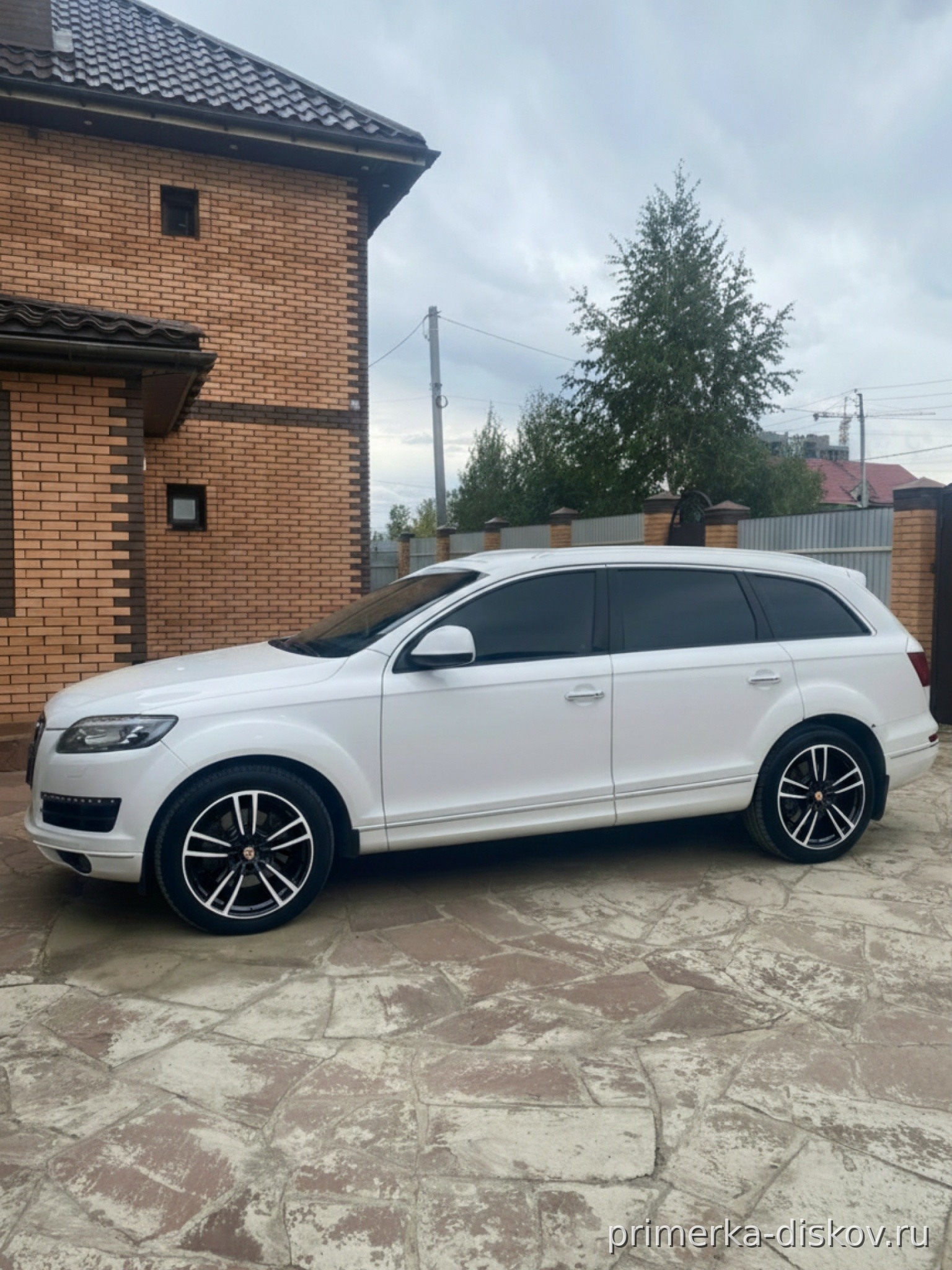 Примерка дисков на AUDI Q7 I (4L) SUV 2005-2015