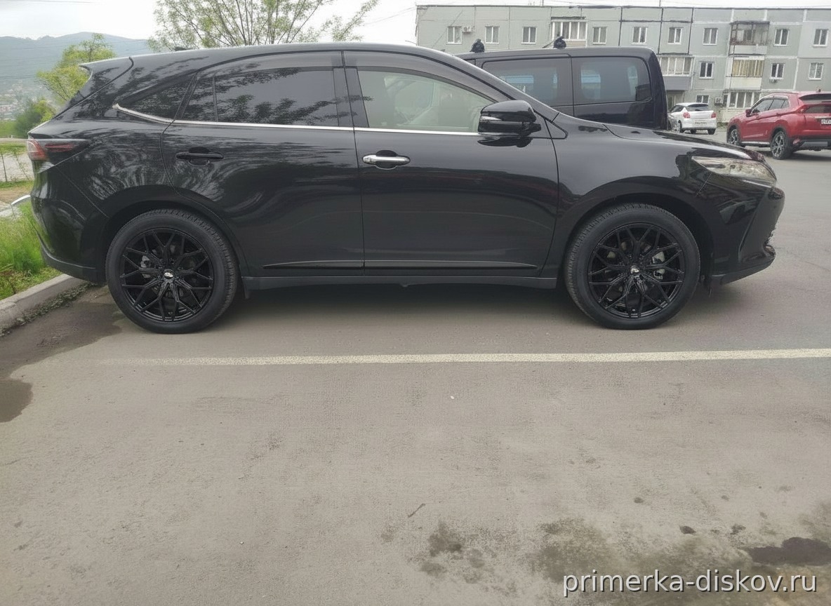 Примерка дисков на TOYOTA Harrier