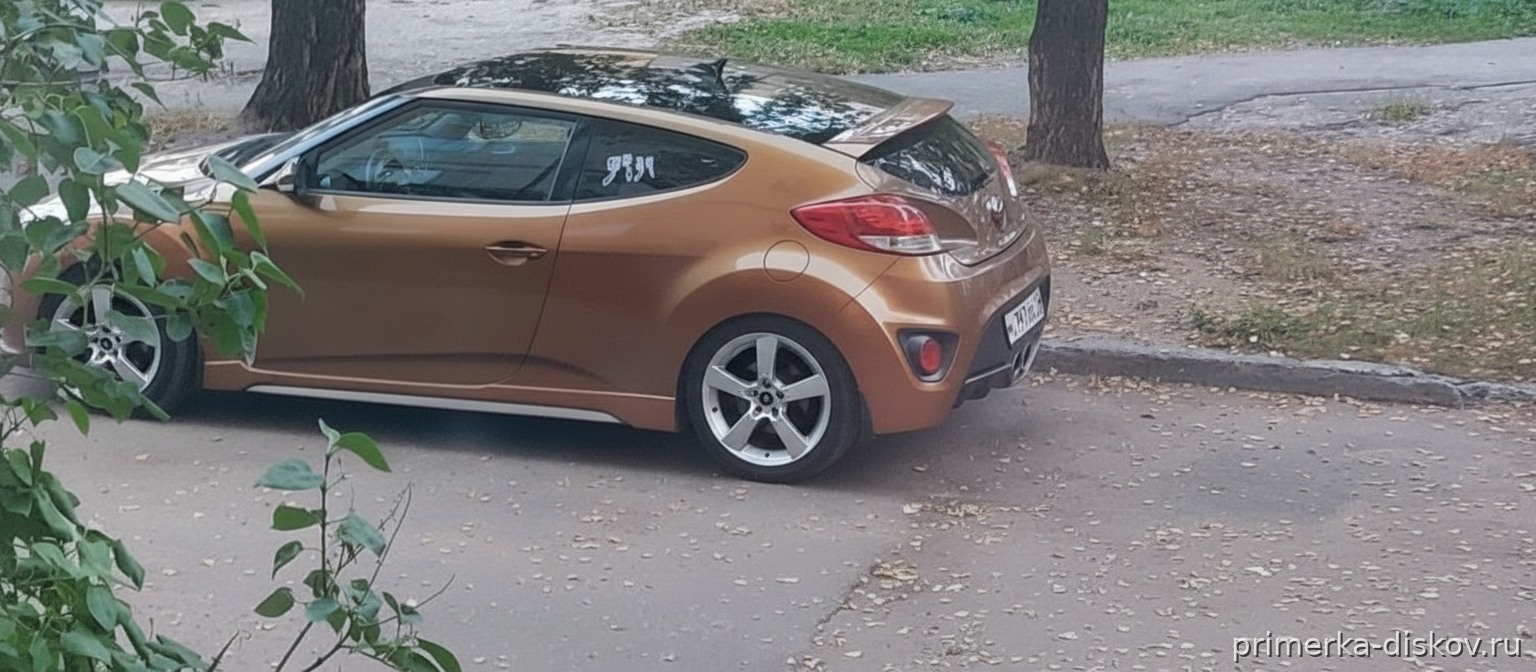 Примерка дисков на HYUNDAI Veloster FS 2011-2016