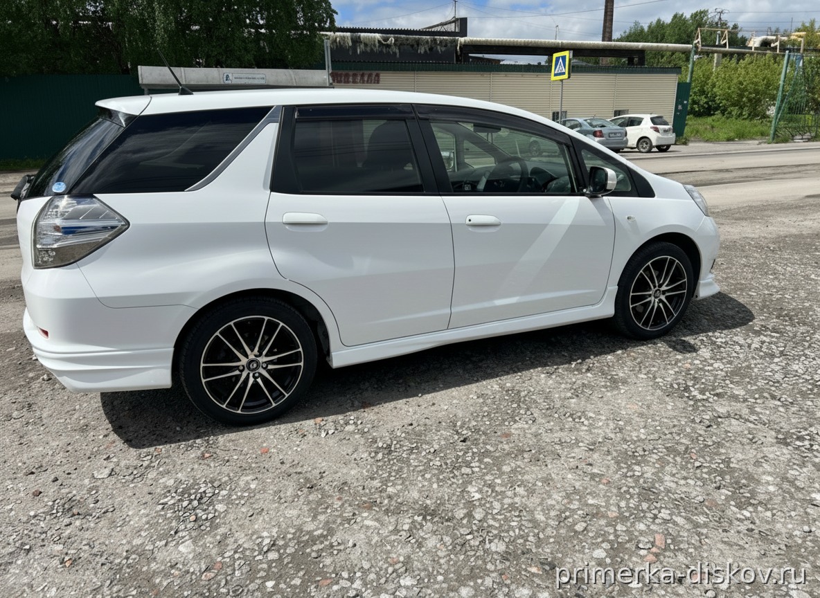 Примерка дисков на HONDA Fit Shuttle