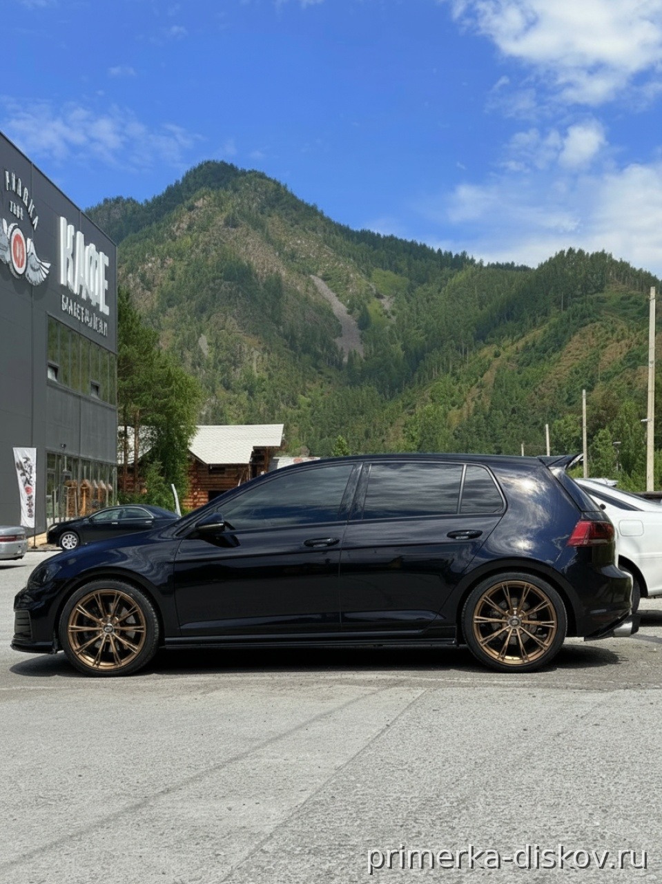 Примерка дисков на VOLKSWAGEN Golf VII Restyling Hatchback 2017-2020
