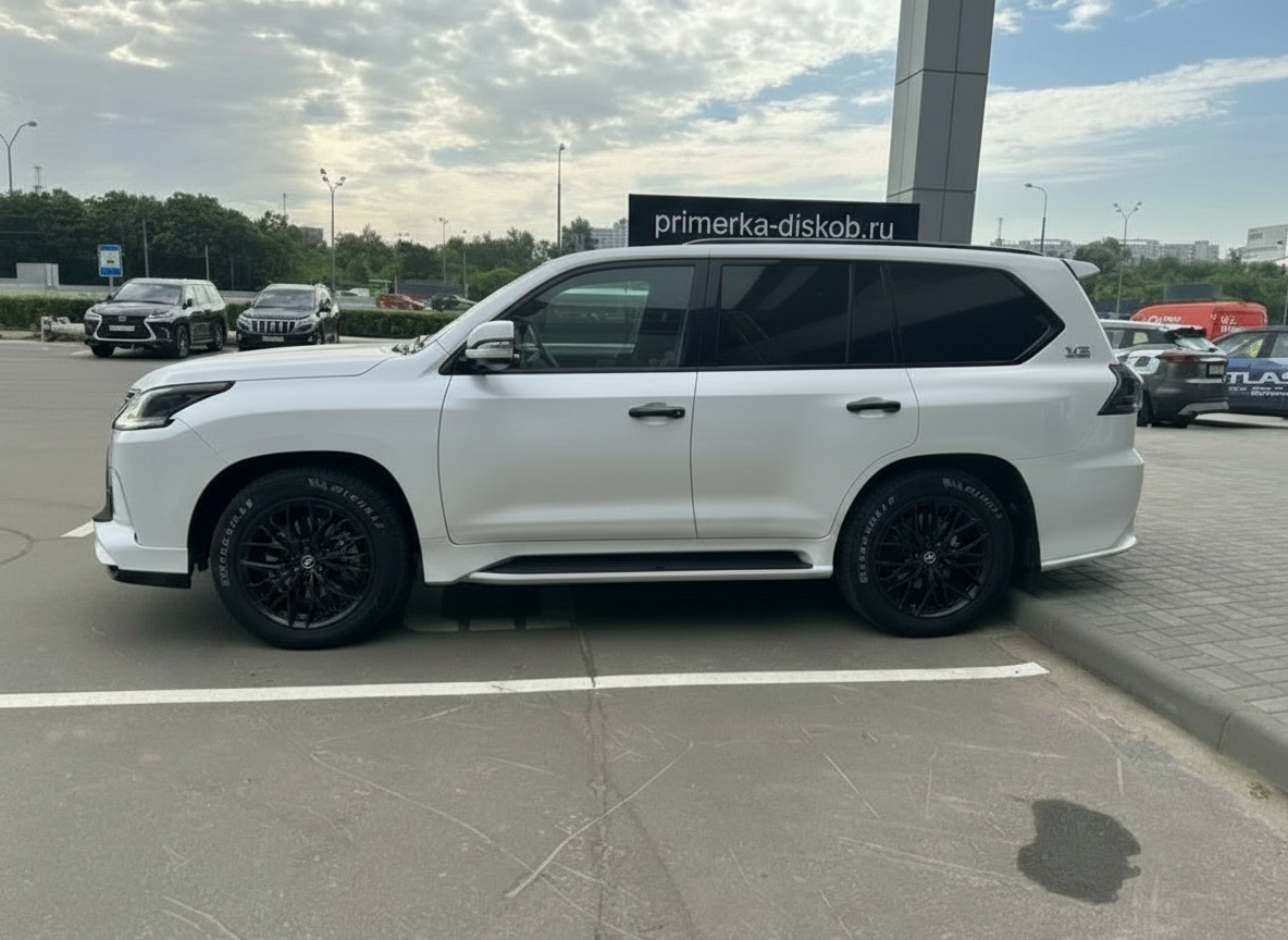 Примерка дисков на LEXUS LX III/Restyling2 (J200) SUV 2015-2022