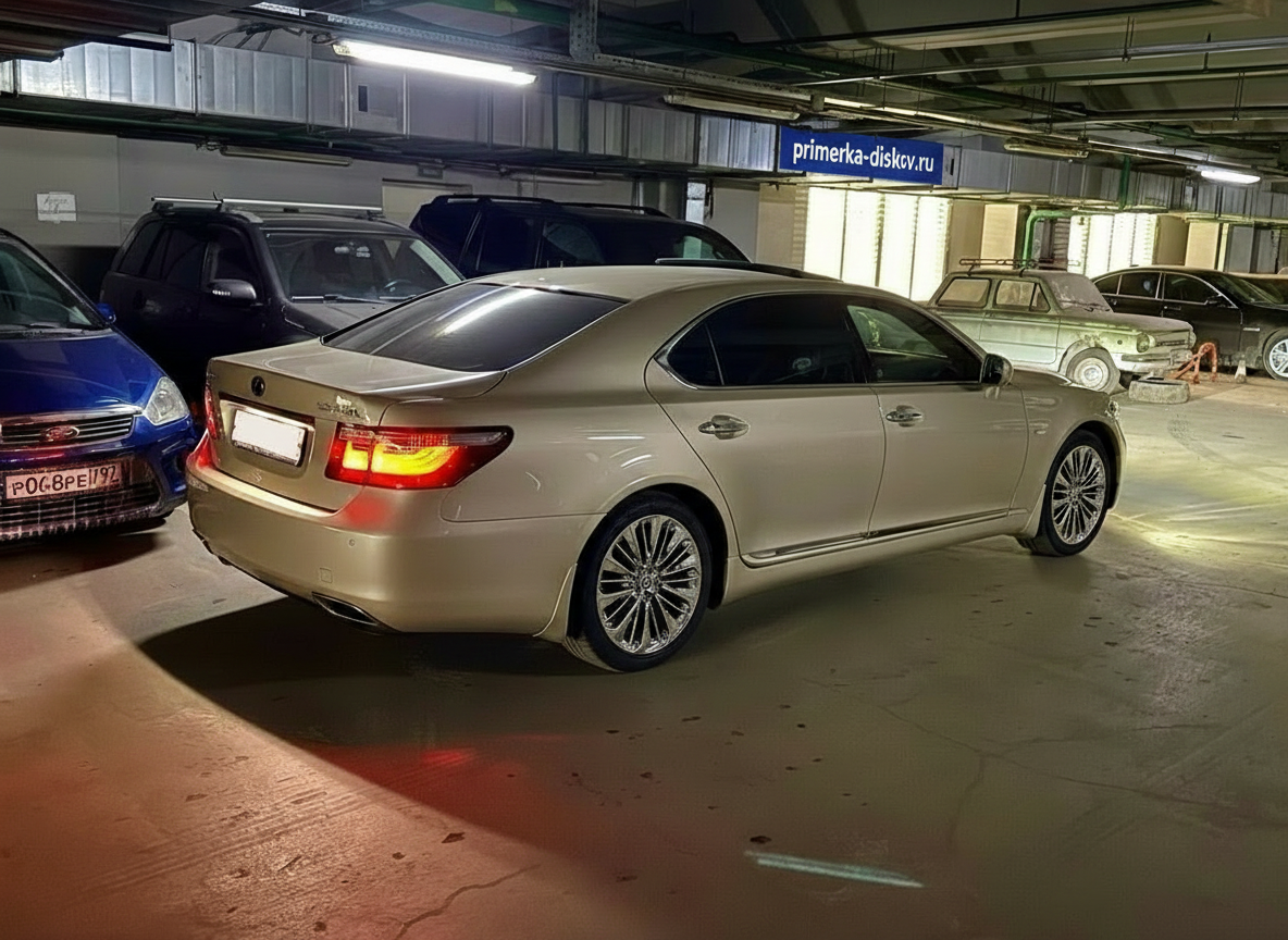 Примерка дисков на LEXUS LS