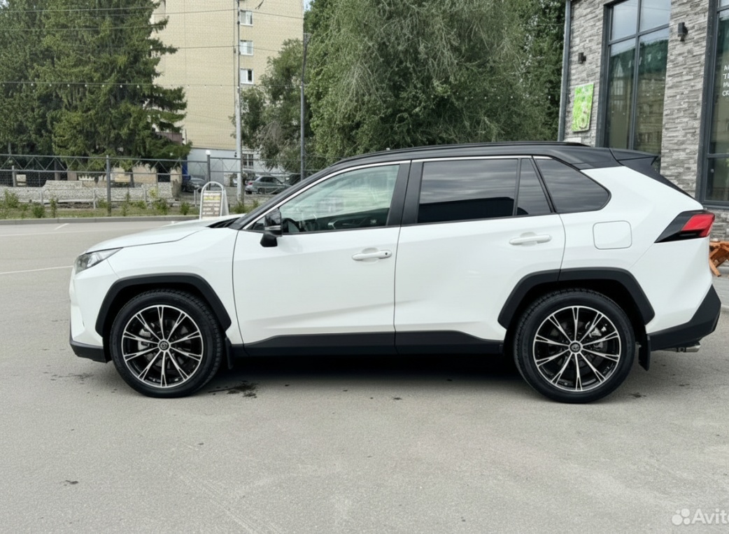Примерка дисков на TOYOTA RAV 4