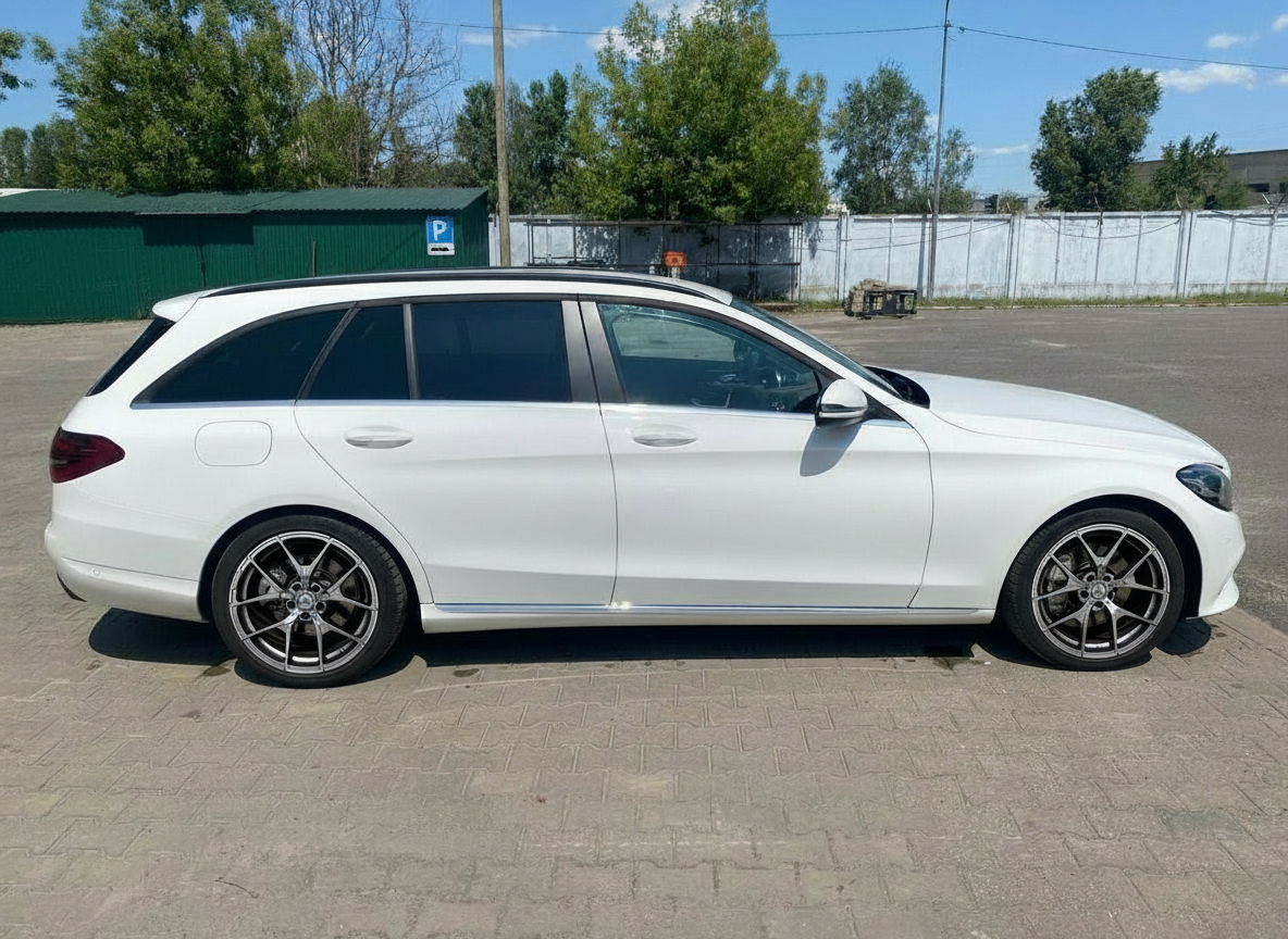 Примерка дисков на MERCEDES C-Klasse W205 Sedan 2014-2021