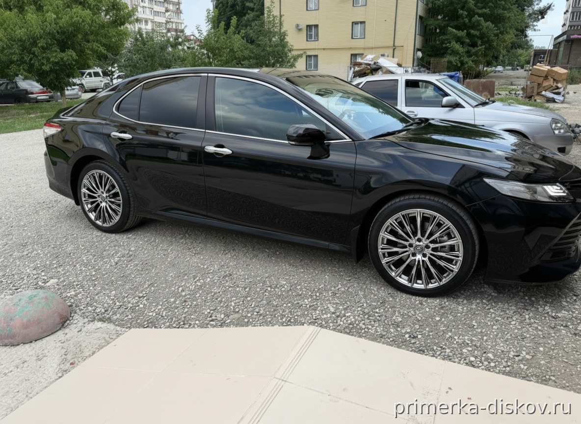 Примерка дисков на TOYOTA Camry XV70 Sedan 2018-2024