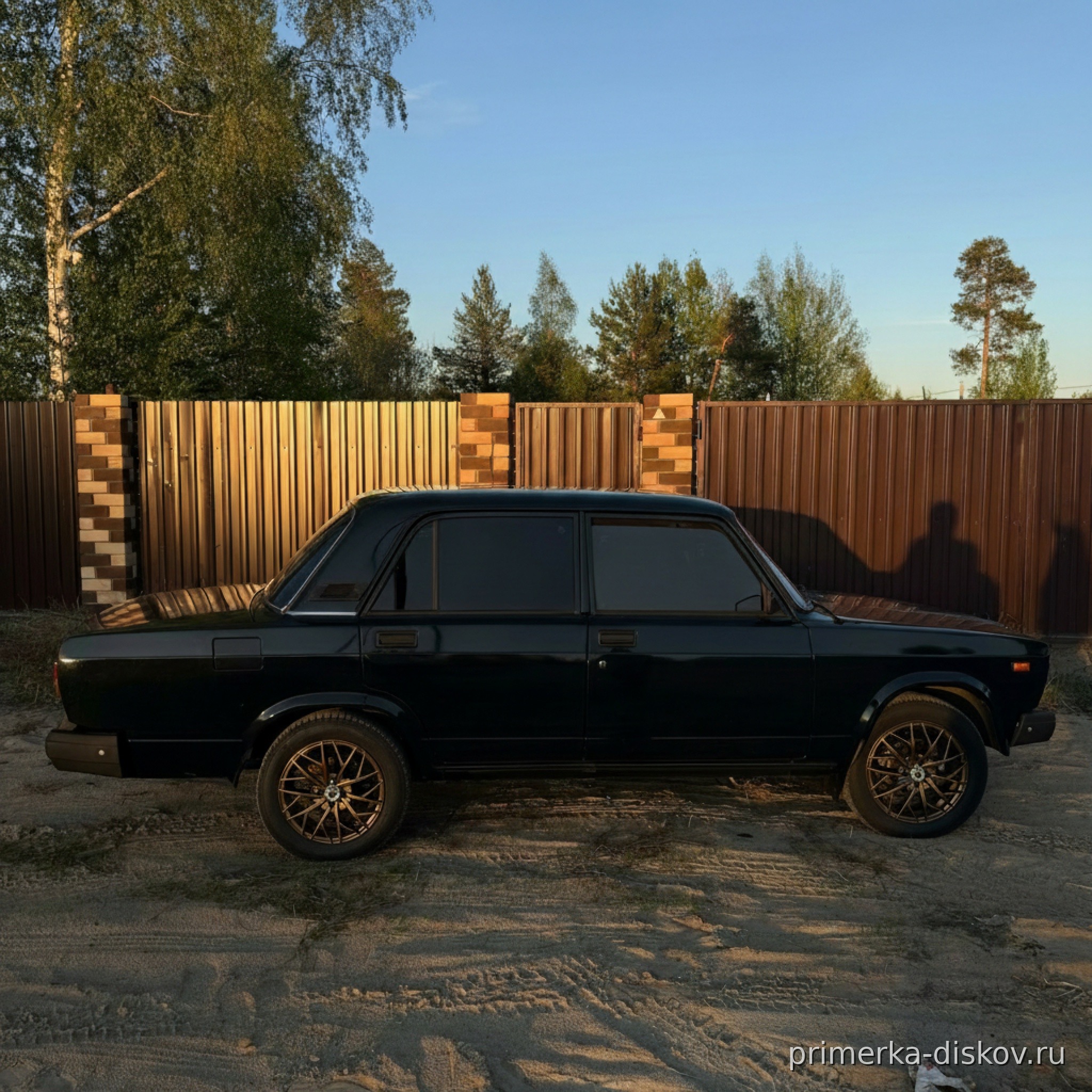 Примерка дисков на LADA (ВАЗ) 2107 Sedan 1982-2013