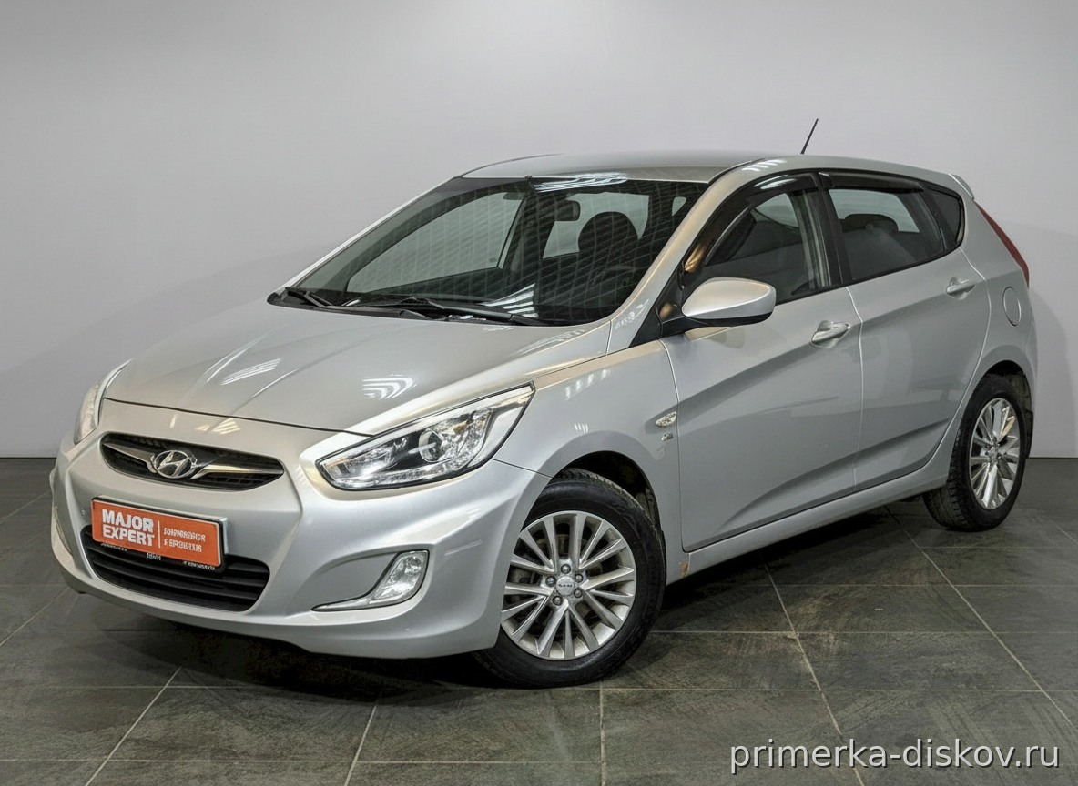 Примерка дисков на HYUNDAI Solaris I (RB) Hatchback 2010-2017
