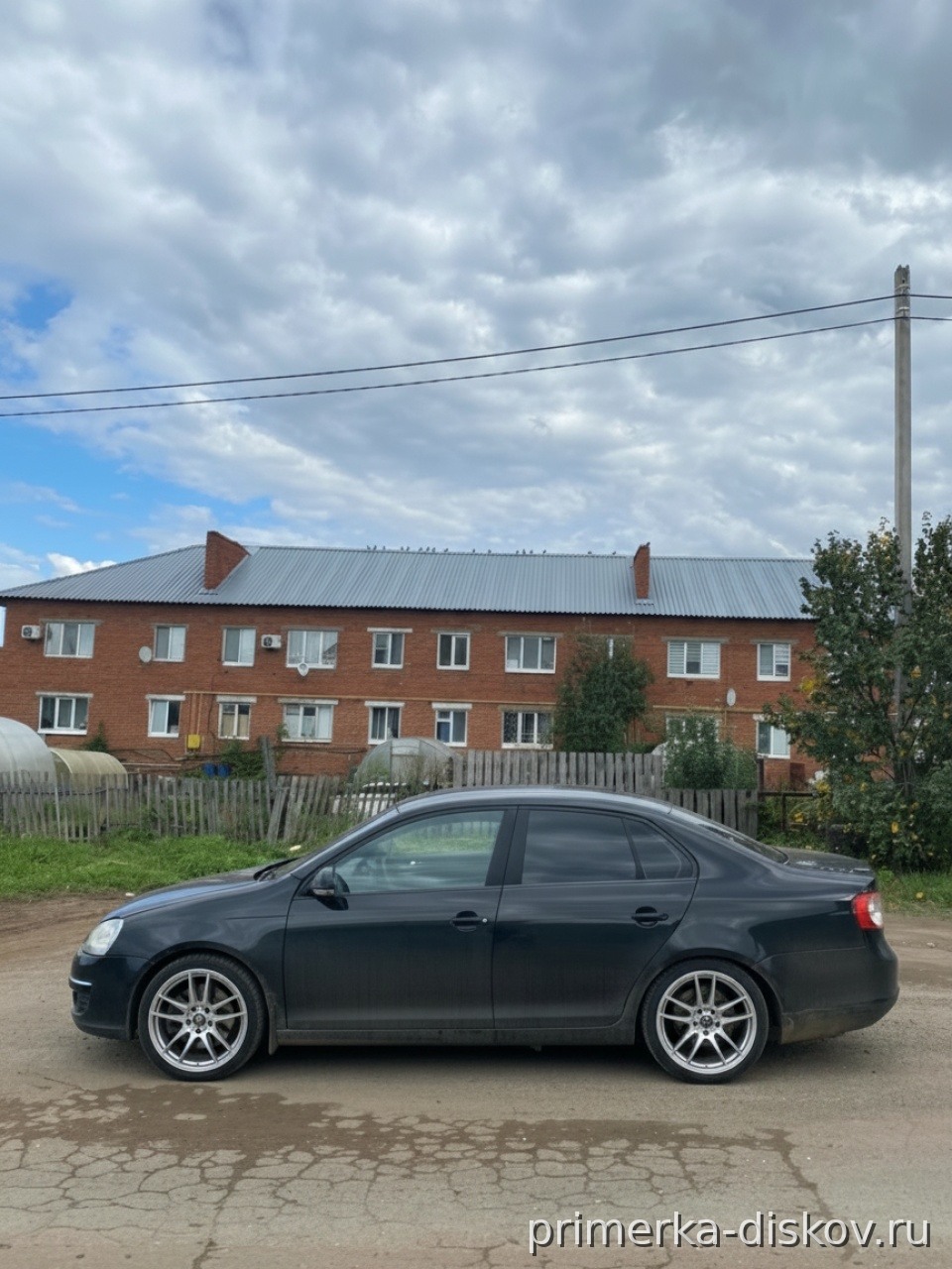 Примерка дисков на VOLKSWAGEN Jetta V Sedan 2005-2010