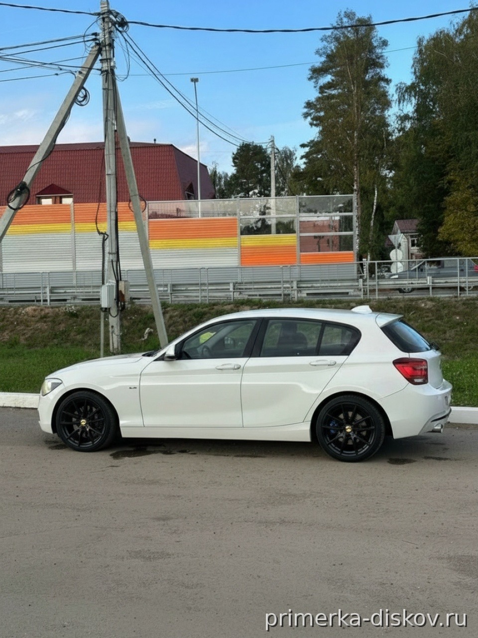 Примерка дисков на BMW 1-series F20 Sports Hatchback 2015-2020