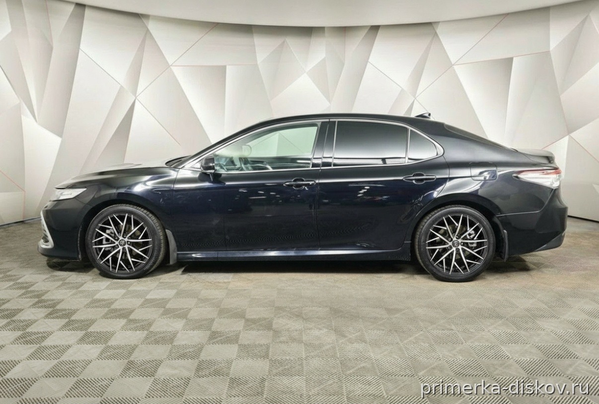 Примерка дисков на TOYOTA Camry XV70 Sedan 2018-2024