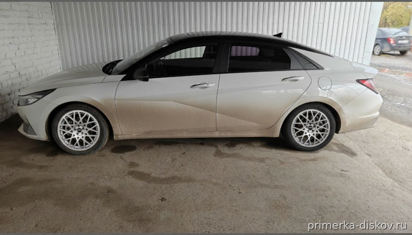 Примерка дисков на HYUNDAI Elantra VII (CN7) Sedan 2020-2026
