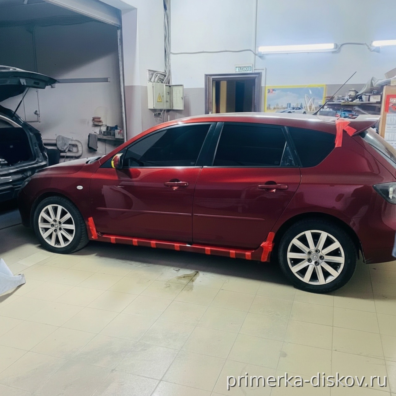 Примерка дисков на MAZDA 3 BK Hatchback 2003-2009